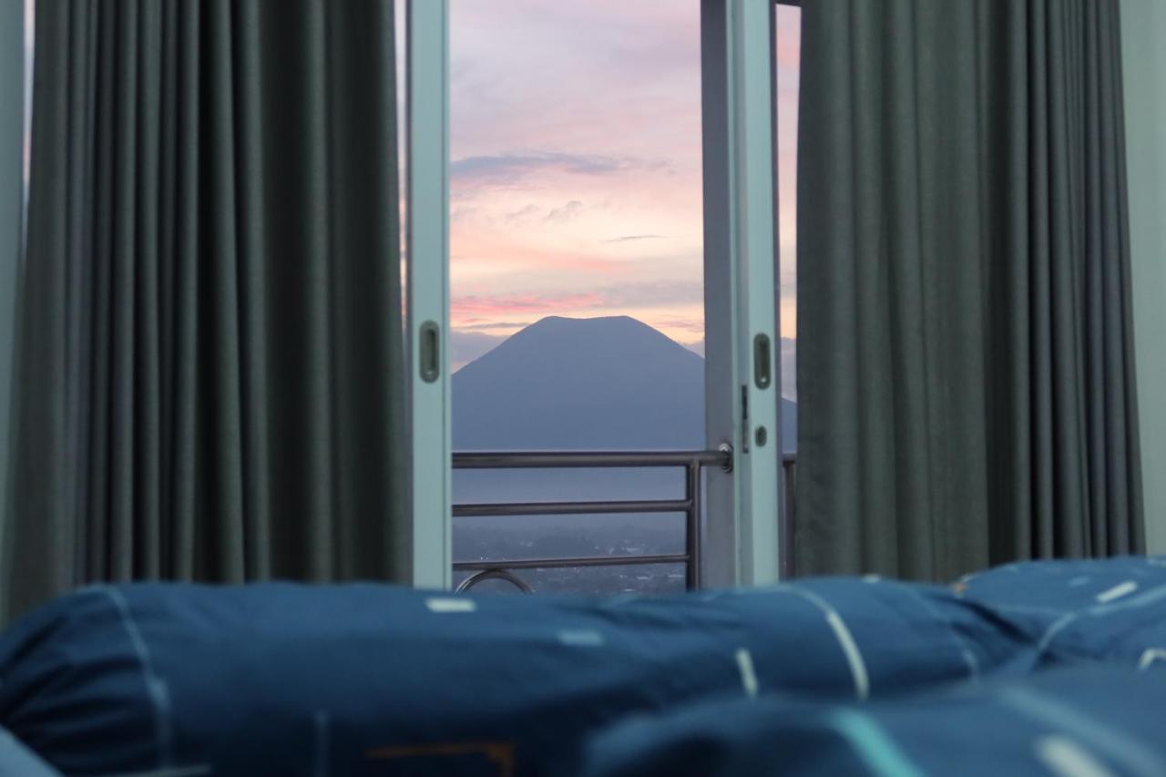 Narwastu Hills Hotel Tomohon Kültér fotó